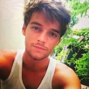 Meet your Posher, Leo